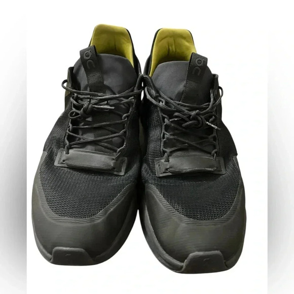 ON Cloudnova Flux Suma - Picture 2 of 6